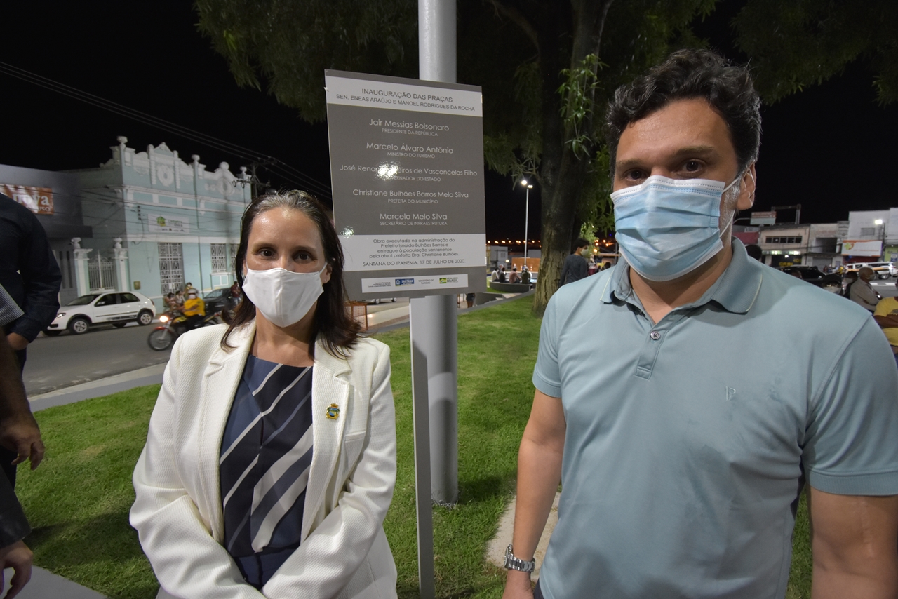 Prefeita Christiane Bulhões entrega inúmeras obras em Santana – AMA